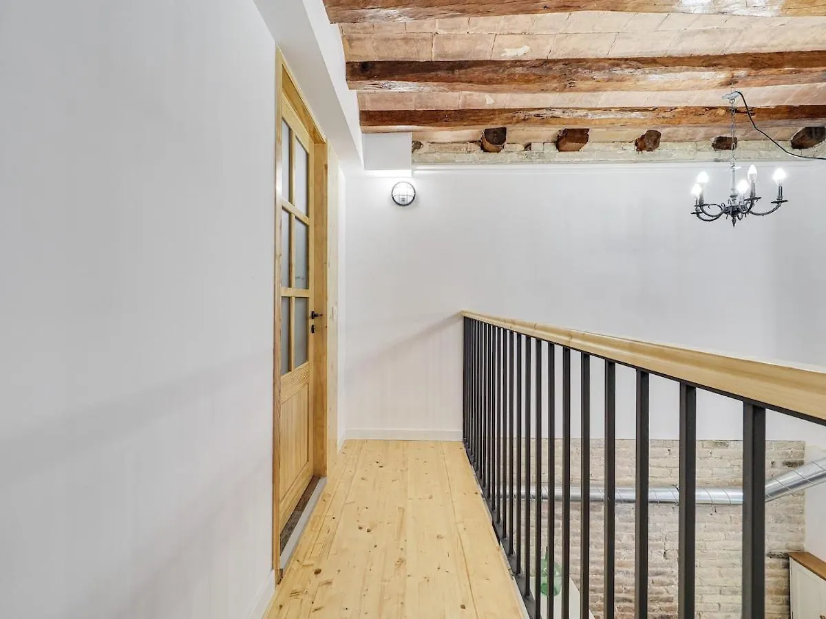 Apartman Concordia - Beautiful Flat, Spacious, Central 4 Rooms , 2 Bath Barcelona