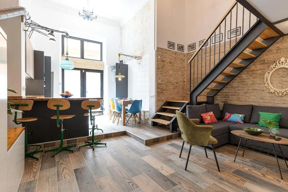 Concordia - Beautiful Flat, Spacious, Central 4 Rooms , 2 Bath Barcelona 0*,  Spanyolország